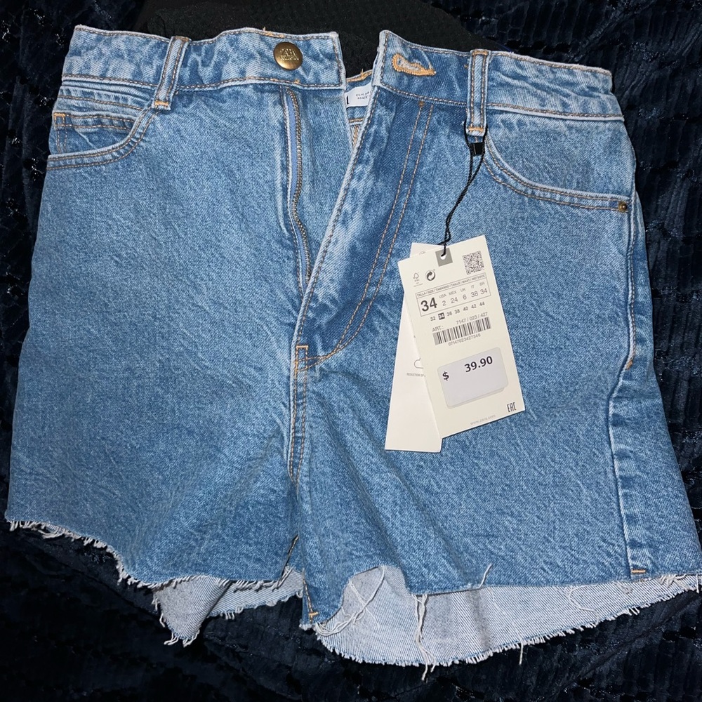 Zara Jean shorts size 34